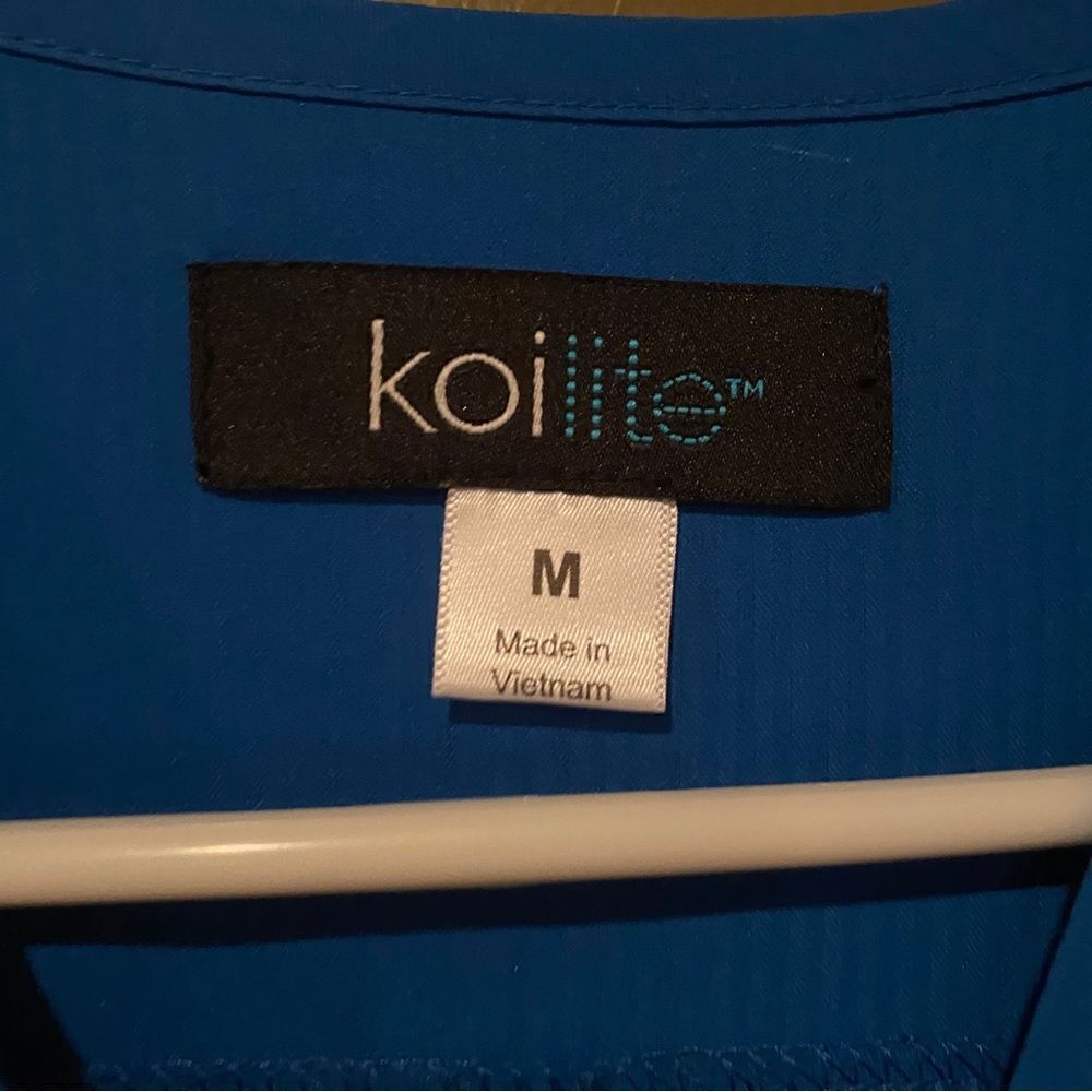 Koi Lite Dobby Scrub Set - Picture 10 of 13